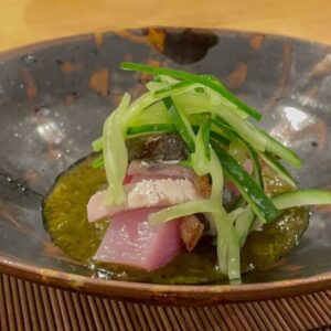 よこわのお造り アカモク和え